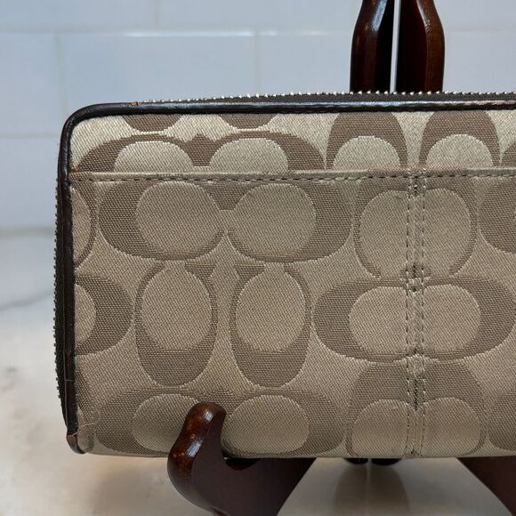 Coach Ashley Signature Logo Full Zip Wallet - Picture 5 of 15